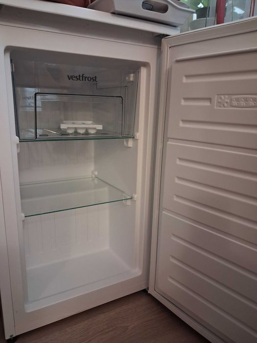 Морозильна камера Vestfrost VD143FW, нова.