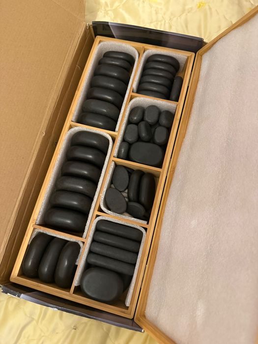 Zestaw do masażu gorącymi kamieniami