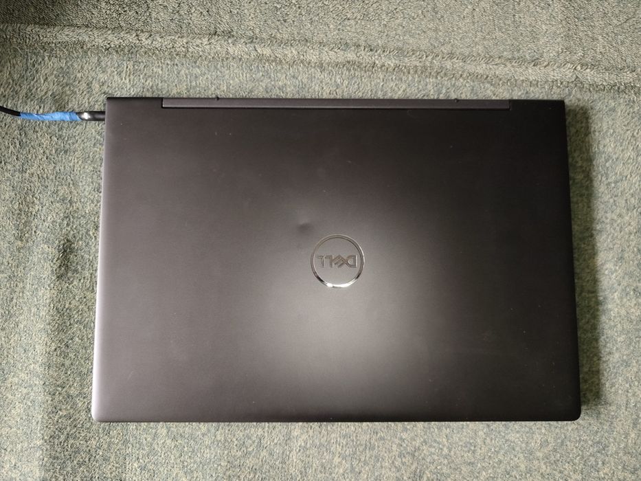 Dell Inspiron 15 7591 2w1 / 500gb / 16gb / i7 / mx250 W10