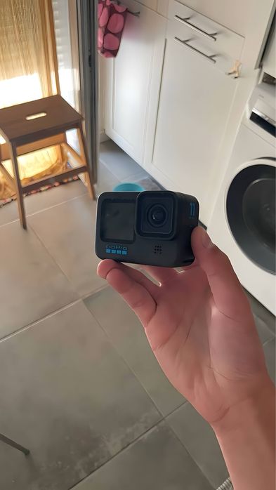 GoPro 11 c/ Acessórios e Garantia