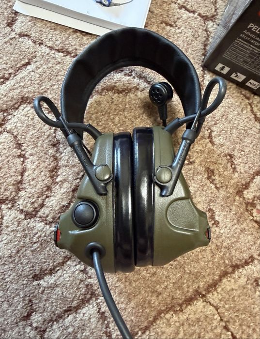 Активні навушники 3m Peltor ComTac VI (6) NIB  з мікрофоном