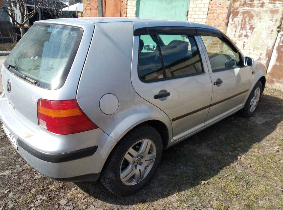 Продам Гольф 4 1.6  2002р