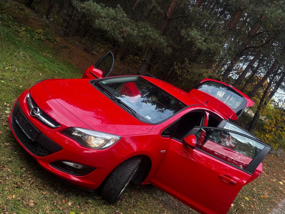 Opel Astra Świetny stan,46 tys km. Automat.