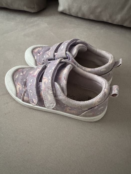 Sinsay fioletowe trampki tenisówki z jednorożcem rozmiar 30