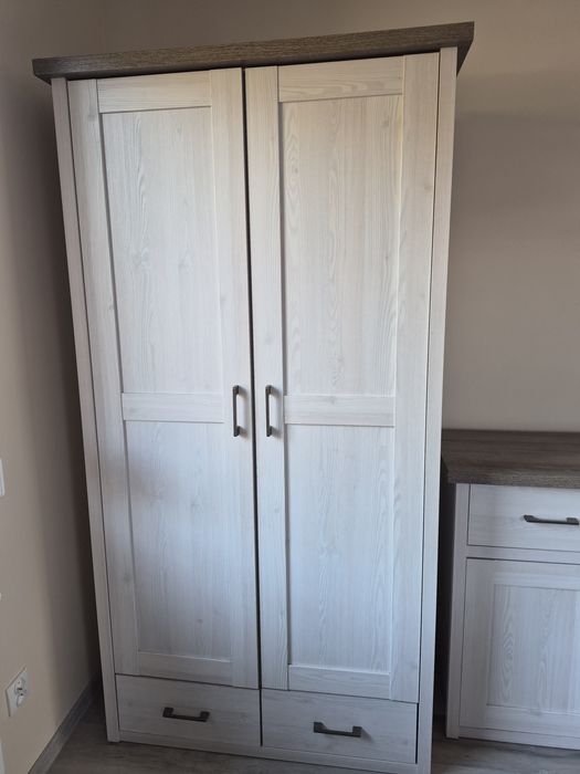 Zestaw mebli młodzieżowych