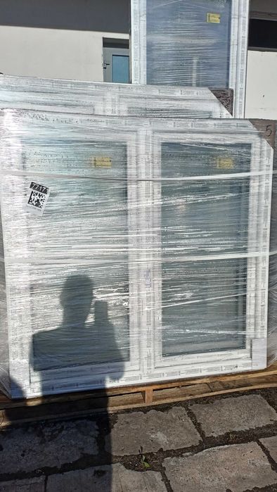 okno pcv kolor biały