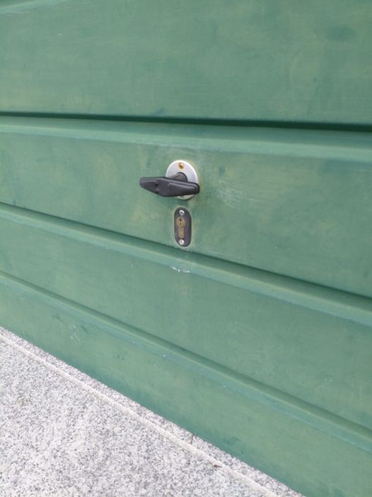 Portão manual de garagem