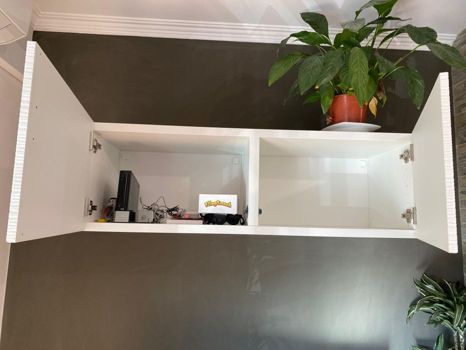 Mesa de sala com 6 cadeiras