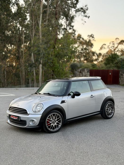 Mini.  Cooper   D