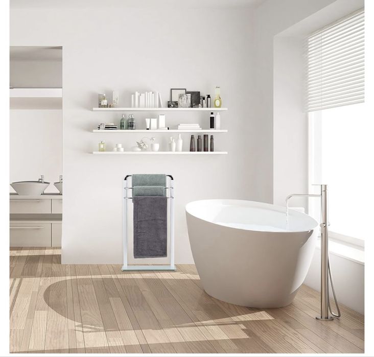 Wieszak na ręczniki, 3-ramienny z chromowanego metalu nowy