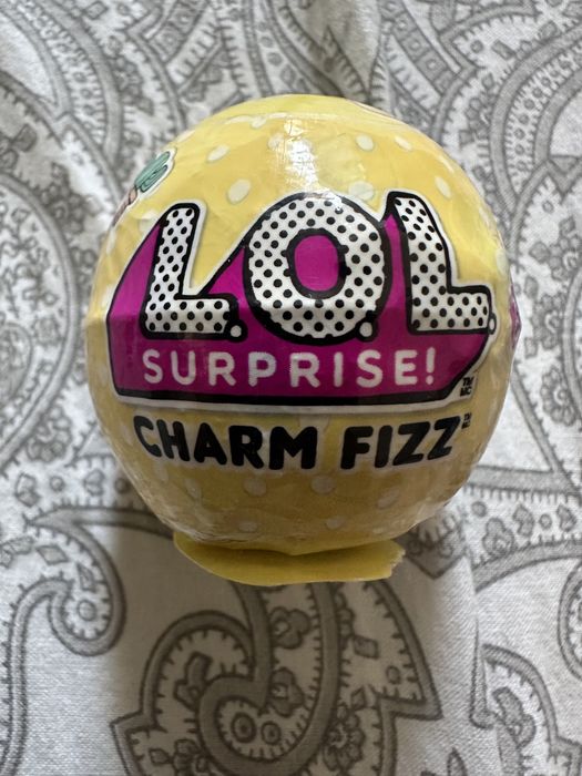 Lol surprise charm fizz