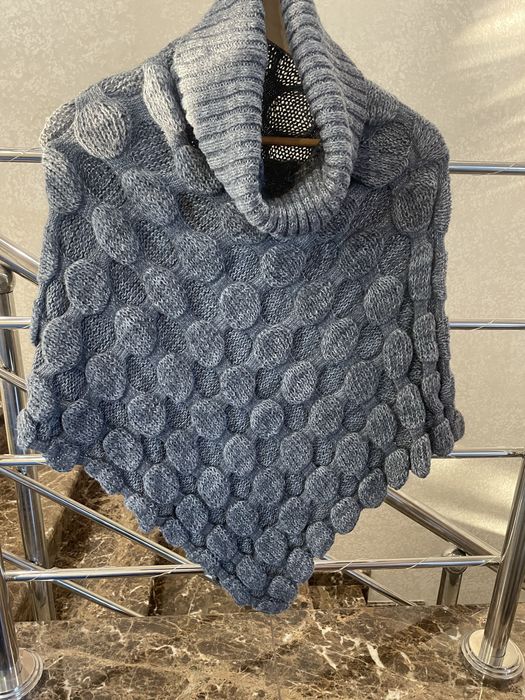 Жіночі кардигани світира