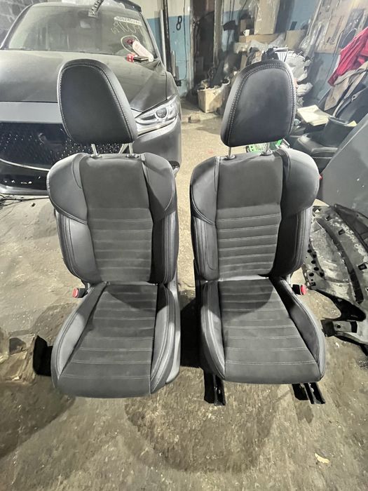 Митсубиси оутлендет 4. 2022 салон , сидения