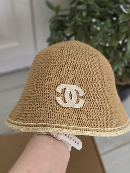 Letni kapelusz Chanel nowy