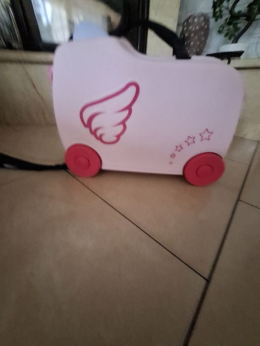Walizka dziecięca na kółkach pegaz