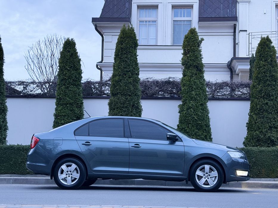 Skoda Rapid 2016 рік.