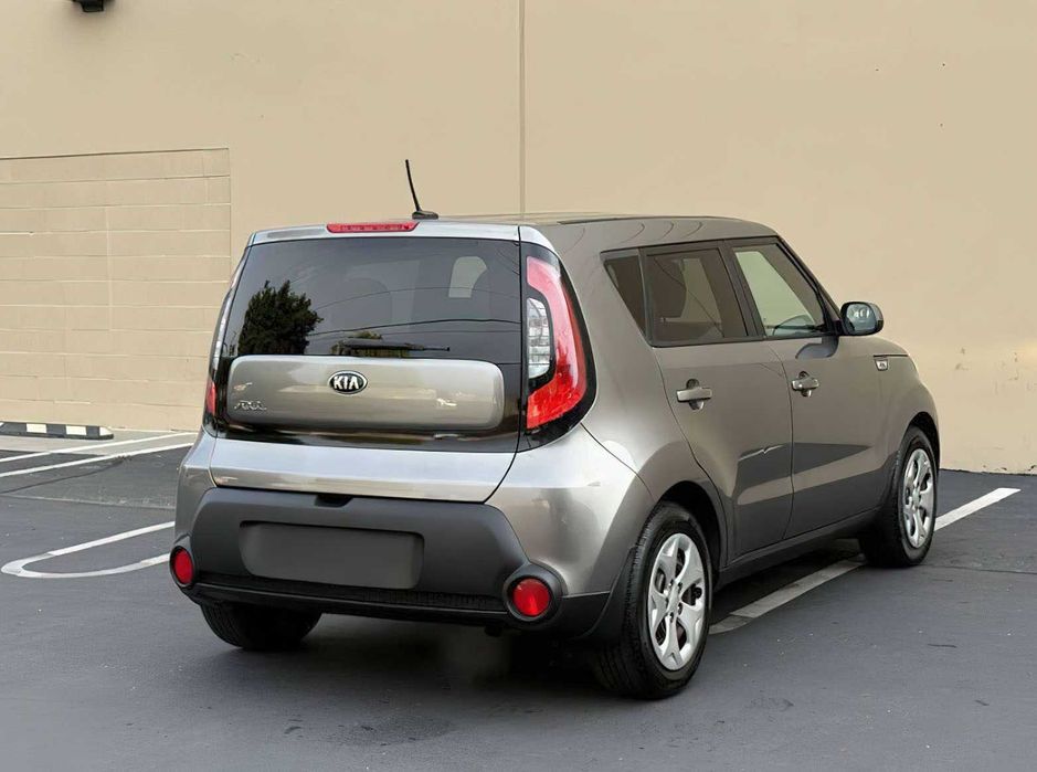 Kia Soul      2015