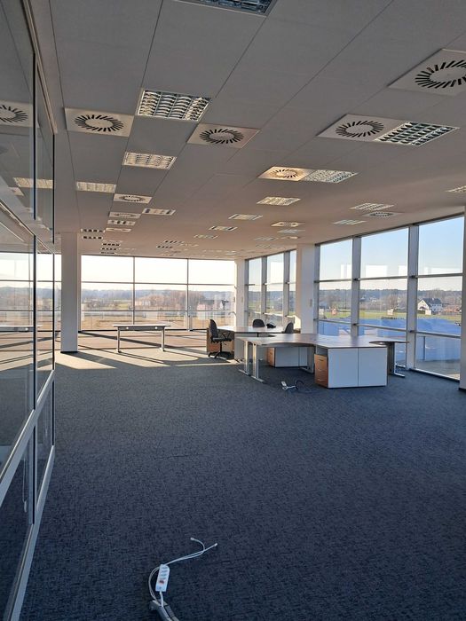 POWIERZCHNIA BIUROWA DO WYNAJĘCIA - 260 m2 - Modła Królewska, 62-571