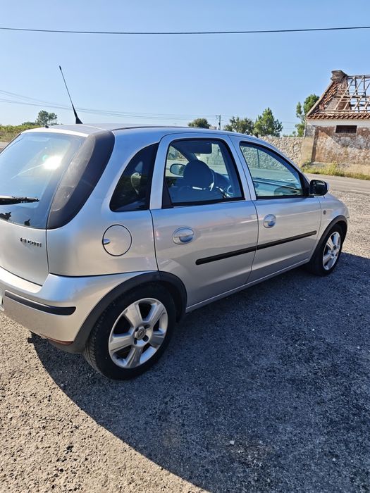 Opel corsa 1.3 cdti diesel — photo 2