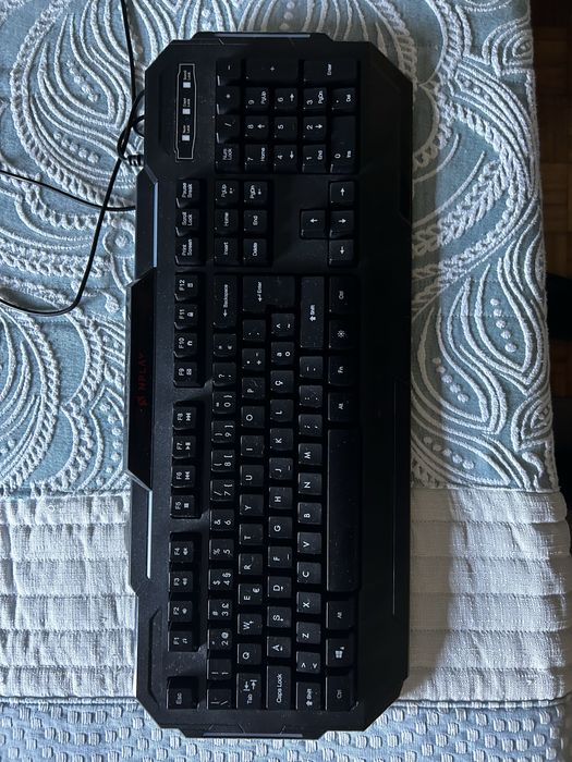 Teclado Nplay usado como novo
