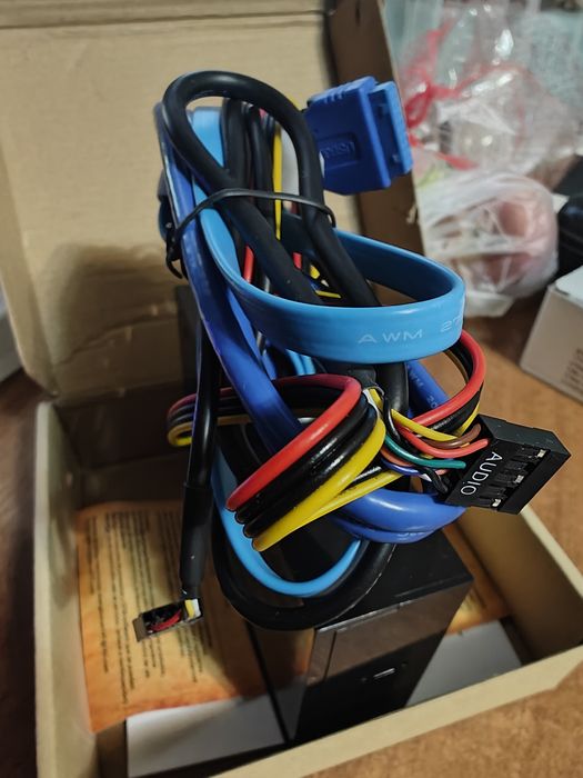 Багатофункціональна передня панель  ПК