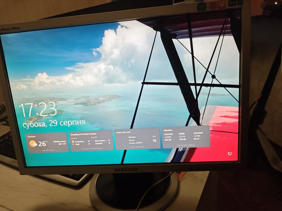 продам монітор самсунг SyncMaster 940nw в нормальному робочому стані