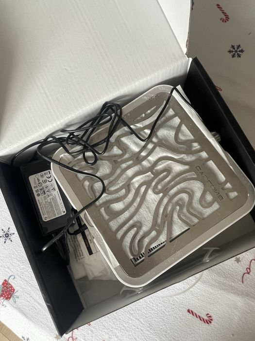 Манікюрна витяжка Cyclone