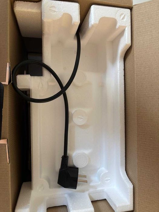 Máquina Café Nespresso Inissia (Nova a estrear)