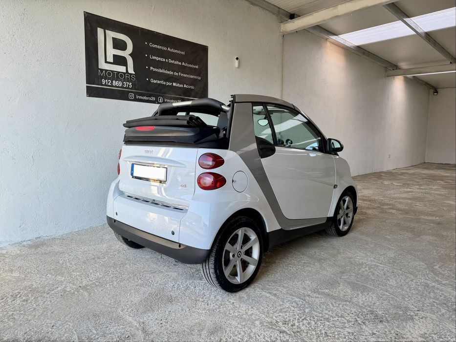 Smart Fortwo Cabrio 0.8 CDI Pulse - Desde 140€ Mês