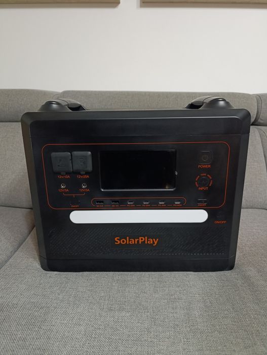 Stacja zasilania solarplay Q2402M agregat powerbank 230V