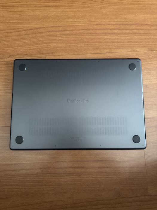 Macbook M3 Pro 16” 18GB RAM 500GB (2023)