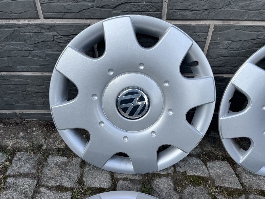 Kołpaki Volkswagen  Caddy Golf R16  komplet Ładne