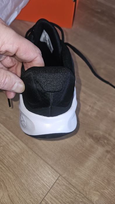 Tenis  de homem Nike Revolution 7