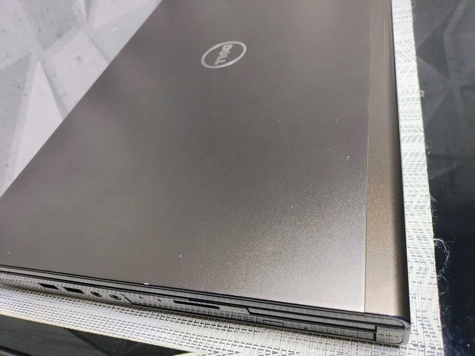 Dell Precision M6800 17-i7 2.80GHz/32GB/512/SSD/NVIDIA/4GB/K4100M/DDR5