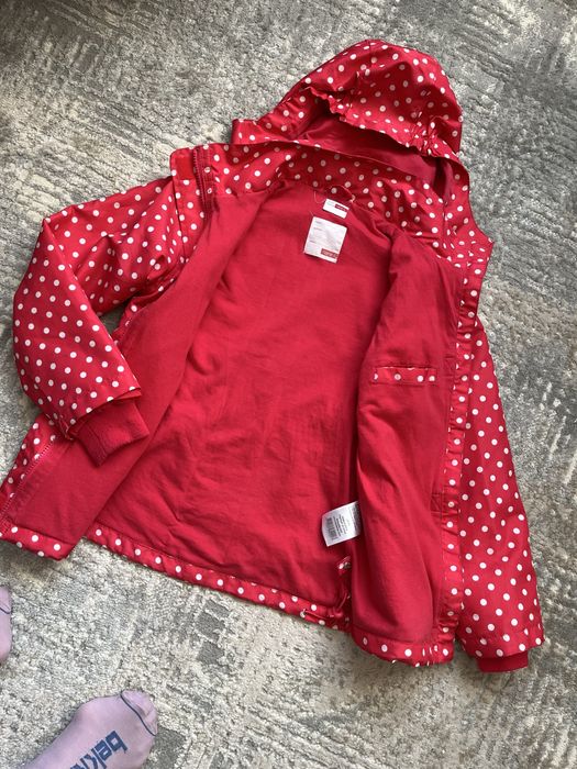 Kurteczka wiosenna, wiatrówka dla dziewczynki 128/134.