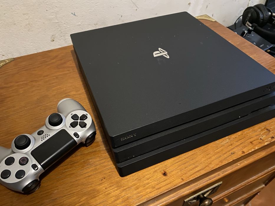 Ps4 Pro + Comando