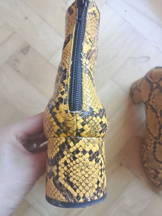 Botki z lekkim ociepleniem.