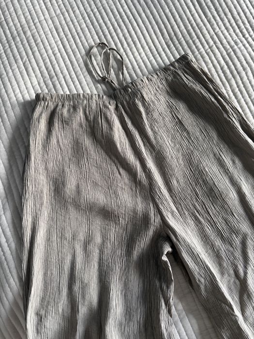 Брюки легкі Zara (жатка) , розмір xs