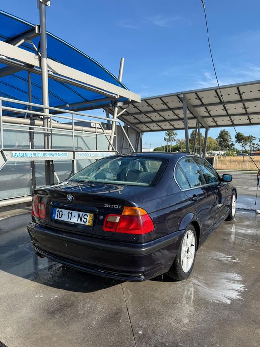 BMW E46 320i 6 cilindros