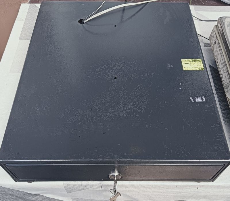 Waga sklepowa, szuflada pod kasę