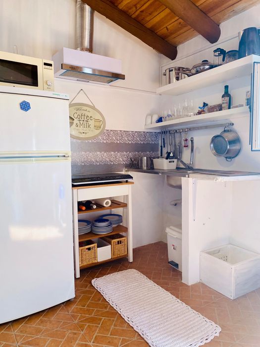 Casa T1 numa vila alentejana, 15 minutos de Mértola, longa duração