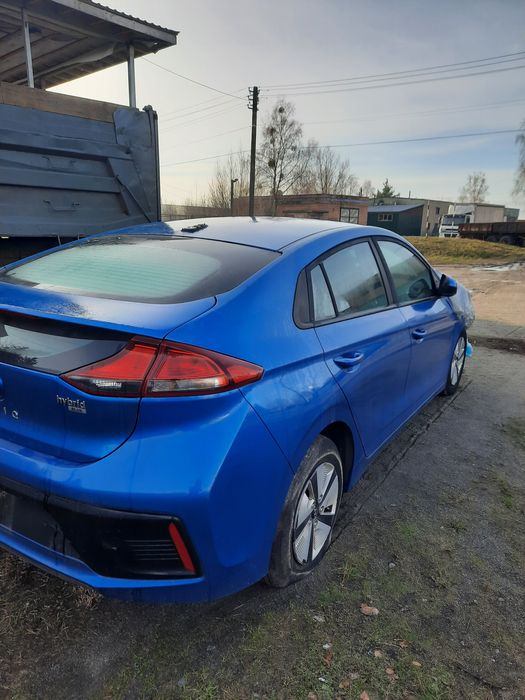 Hyundai іонік гібрид