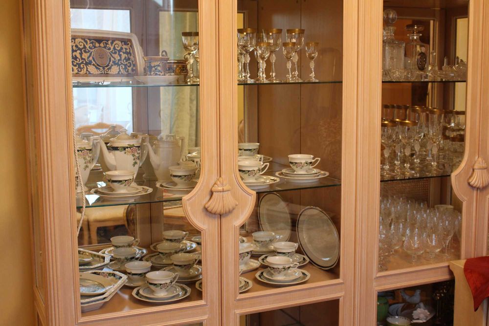 Witryna jesion przecierany drewno 215x45x190 cm