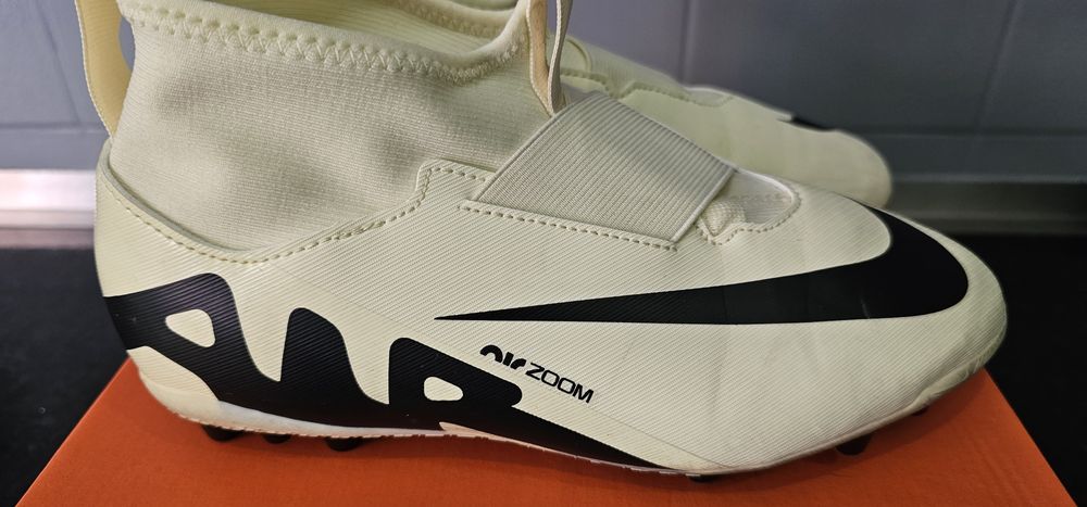 Vendo Chuteiras Nike zoom Superflu 9