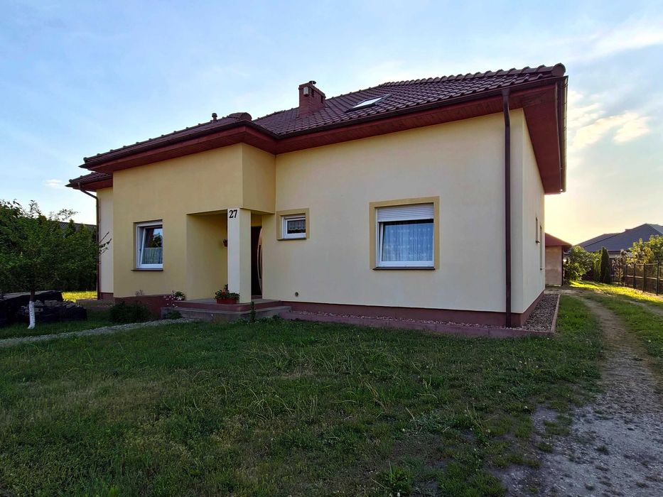Dom 116 m² z garażem i ogrodem | Spokojna okolica | Oława