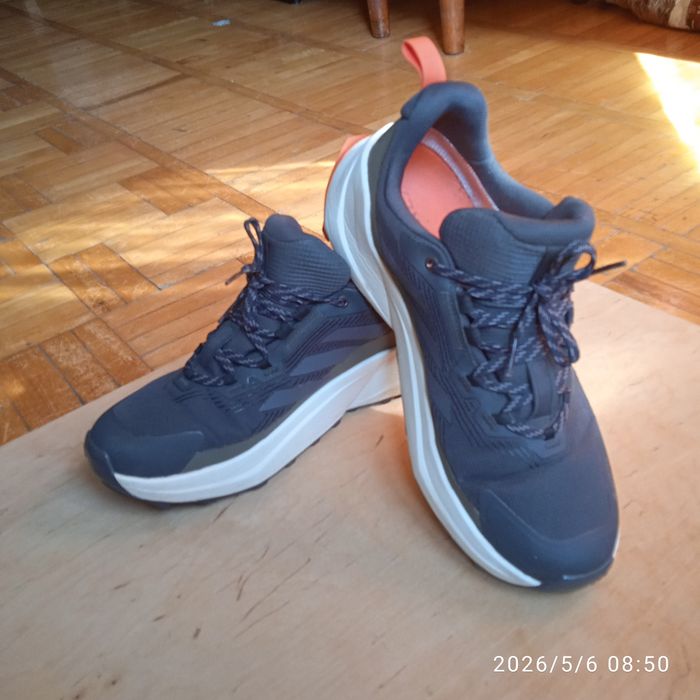 Кросівки чоловічі Adidas TERREX GORE - TEX. 9 р. Довжина устілки  28 см