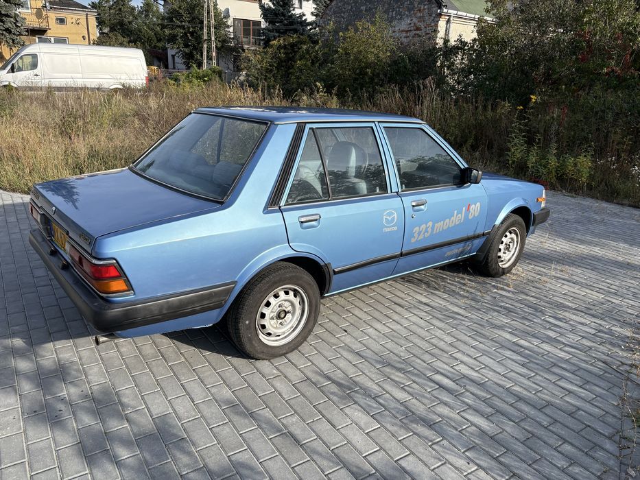 Mazda 929 coupe mazda 323 sedan automat