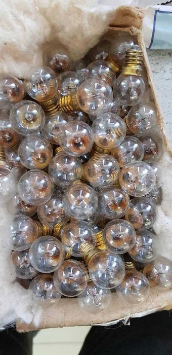 Лампы, светильники,  сигнальная арматура, панели. патроны разные