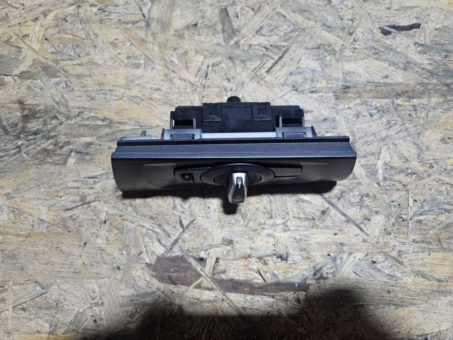 Włącznik świateł Bmw e90 e91 e92 przełącznik Lift e87 e81 e82