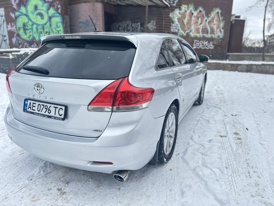 Продаеться Venza